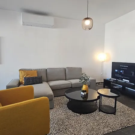 Pearl Apartment