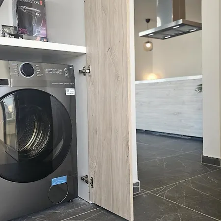 Апартаменти Pearl Ларнака