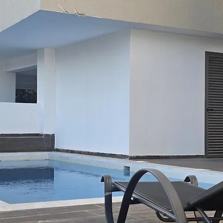 Pearl * Ларнака