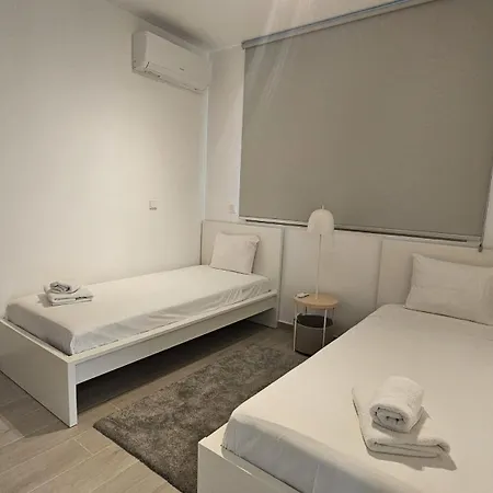 Pearl Apartment