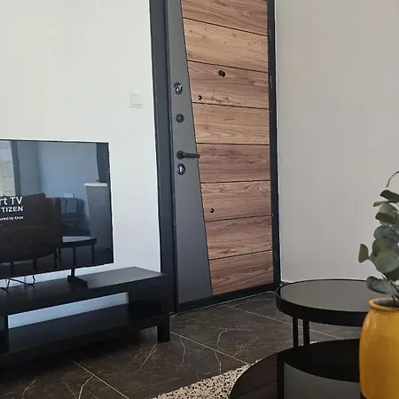 Апартаменти Pearl Ларнака